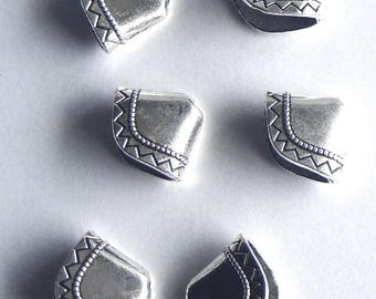 6 Large Flat Cones Native American Craft Jewelry Supplies Regalia Finding FPS107