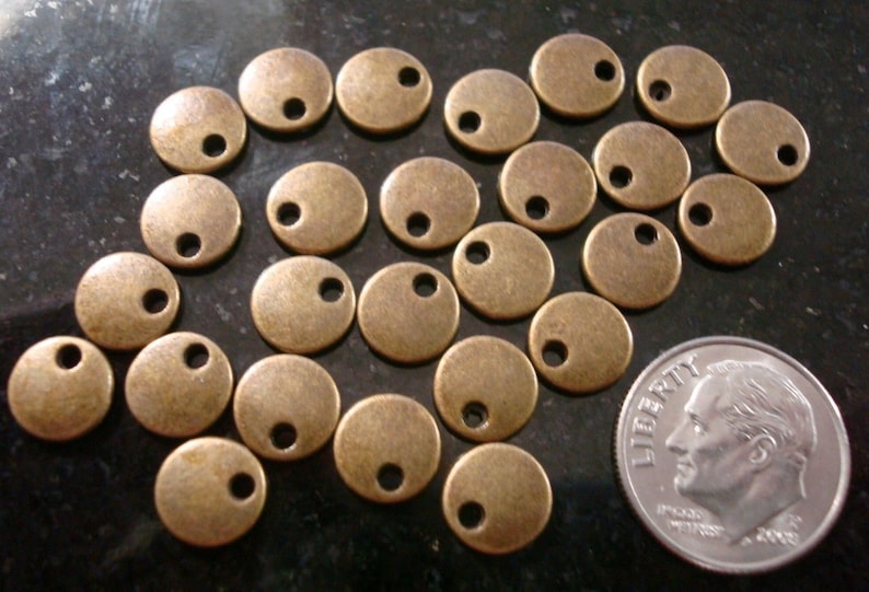2 25 Jewelry signature tags disc 8mm rnd antique bronze plated sign jewelry blank disks cfp046