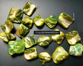 Peridot green dyed baroque Mabe mother of pearl shell nugget beads BS090