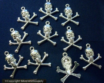 10 Sterling silver plated zinc skulls jewelry pendant charms plated skull findings cfp087