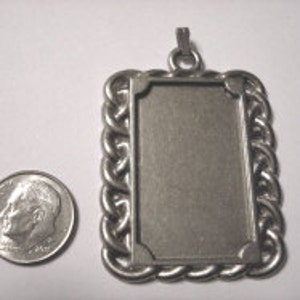 PHOTO FRAME Pendant - Metal Picture frame pendant add personal photo &quot;Wearable Art&quot; PFG010