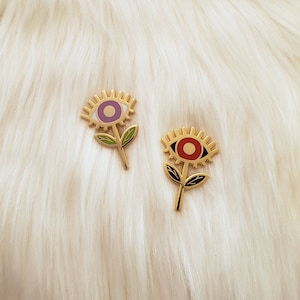 Evil Eye Flower hard enamel pin - FLAWED