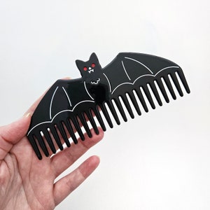 Vampire Bat wide tooth comb // black vampire bat hair comb image 1