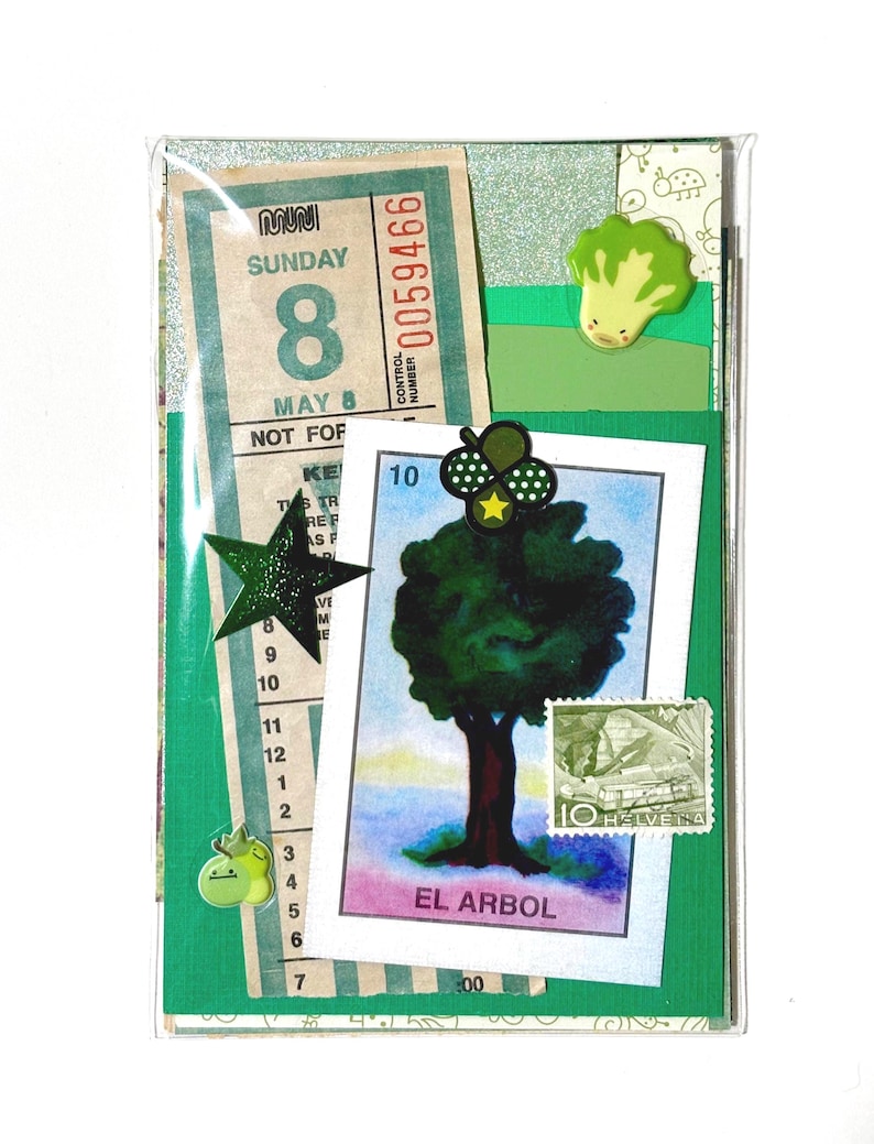 Mystery Ephemera Kit, 30+ pieces, authentic vintage junk journal kit, 4x6 inches Grön