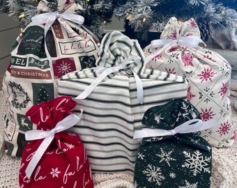 Christmas Holiday Fabric Gift Bags Set