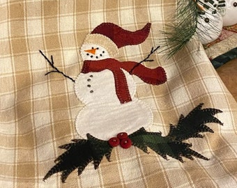 Holly Berry Snowman Applique  PDF Pattern for Tea Towel, A cute snowman design