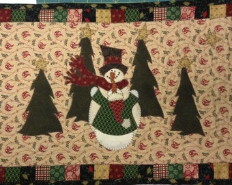 Snow In Love Snowman Tablerunner PDF Pattern from Quilt Doodle Designs