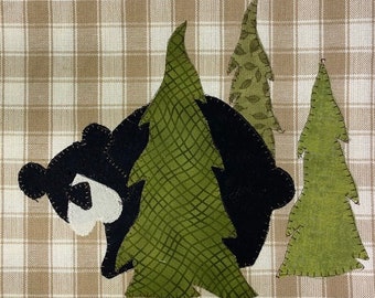 Woodland Bear Applique PDF Pattern from Quilt Doodle Designs