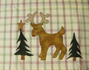 Santa's Little Reindeer Tea Towel Applique Pattern PDF from Quilt Doodle Designs
