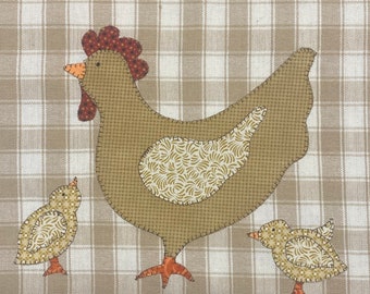 Hen and Chicks PDF pattern for applique from Quilt Doodle Designs