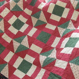 Christmas Dash Quilt PDF Pattern from Quilt Doodle Designs image 1