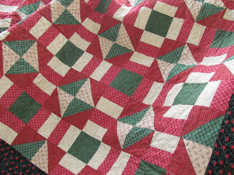 Christmas Dash Quilt PDF Pattern from Quilt Doodle Designs image 1