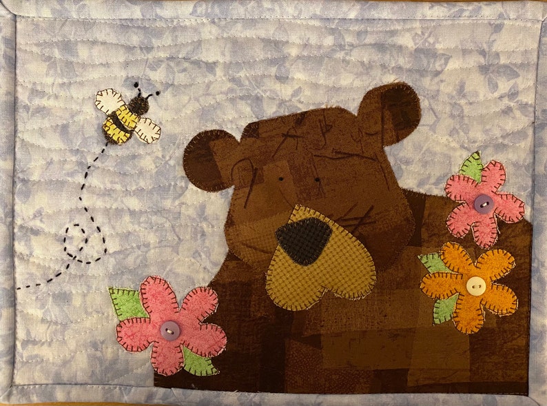 Buster Bear Mug Rug PDF mini quilt pattern image 1