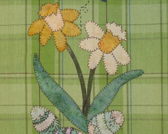 Spring Daffodils Applique PDF Pattern for Tea Towel