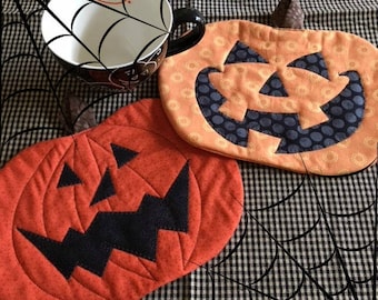 Pumpkin Heads Halloween Pumpkin Mug Mats PDF Pattern