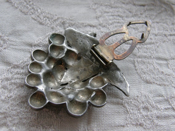 Vintage silver berry cluster dress clip circa the… - image 3