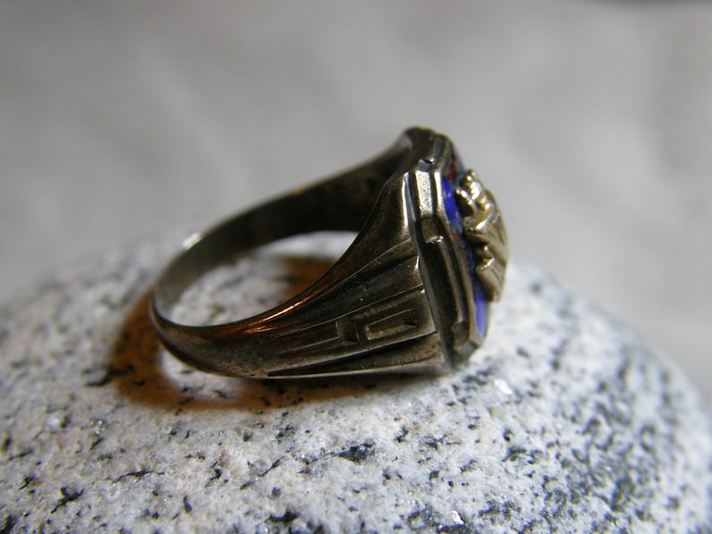 Vintage Herff Jones woman's University class ring class Etsy