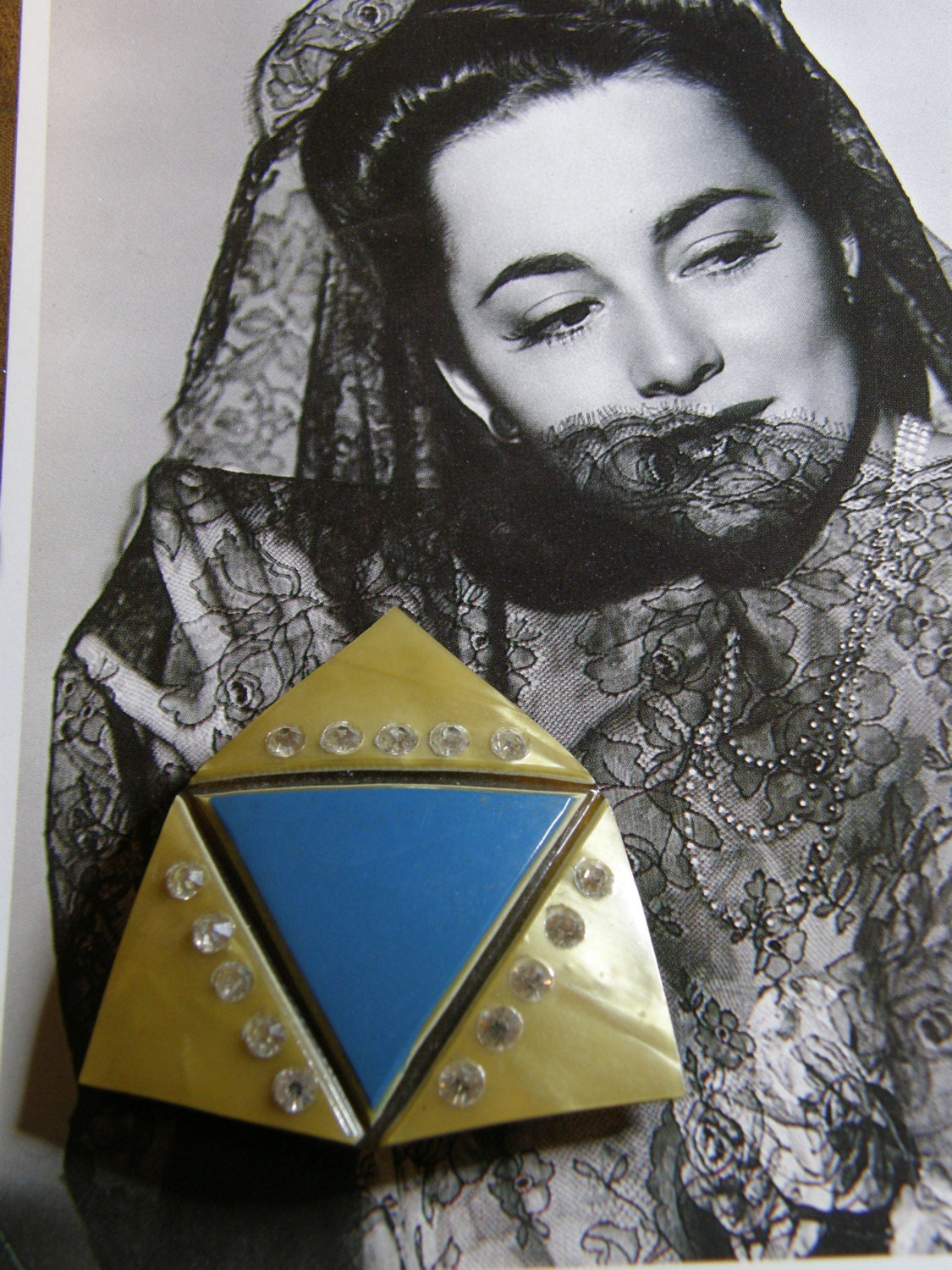 Broche d'occasion or 750 jaune perles de culture