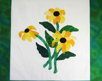 Quilted Wallhanging - Appliqued Black Eyed Susans on White with Green Border