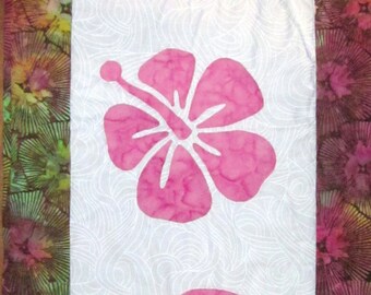 Quilted Table Runner Hibiscus Applique in Pink and Brown