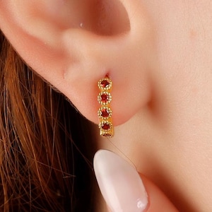 Delicate Garnet Stone Unique Hoop Earrings, Handmade Small Garnet Silver Earring, Dainty Birthstone Garnet Huggie Earrings, Silver Hoops Ear