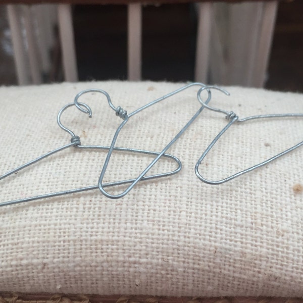 Miniature Wire Hangers, Dollhouse Miniature, 1:12 Scale, Accessories, Tiny Wire Hangers, Set of 3 Wire Hangers