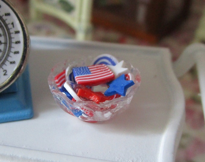 Miniature Candy Dish, Mini Crystal Look Bowl Filled with Fourth Of July Candy, Dollhouse Miniature, 1:12 Scale, Dollhouse Decor, Accessory