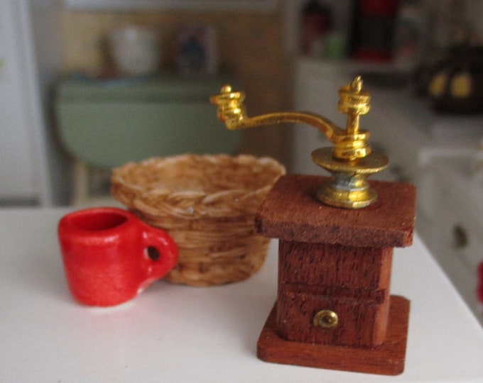 Miniature Coffee Grinder, Wood And Brass Mini Coffee Grinder, Dollhouse Miniature, 1:12 Scale, Dollhouse Kitchen Decor, Accessory