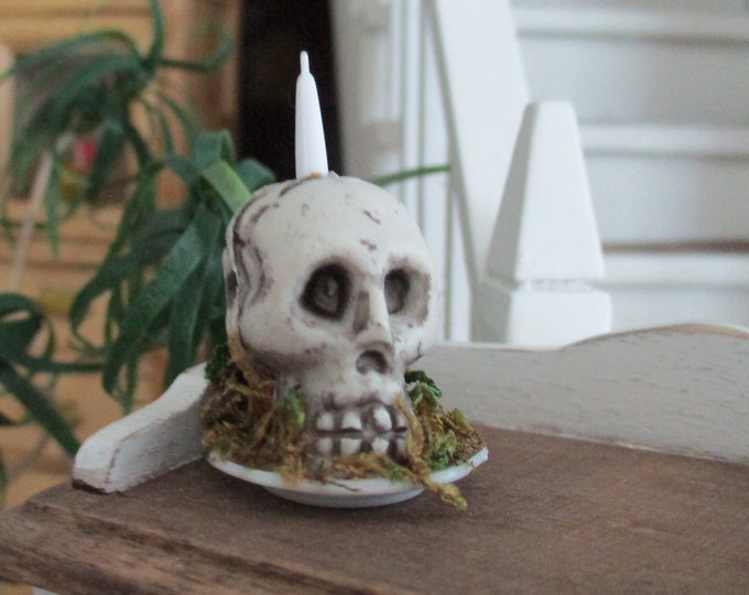 Miniature Skull, Mini Skull Candle Holder Center Piece, Mini Skull On Plate, Dollhouse Miniature, 1:12 Scale, Halloween Decor