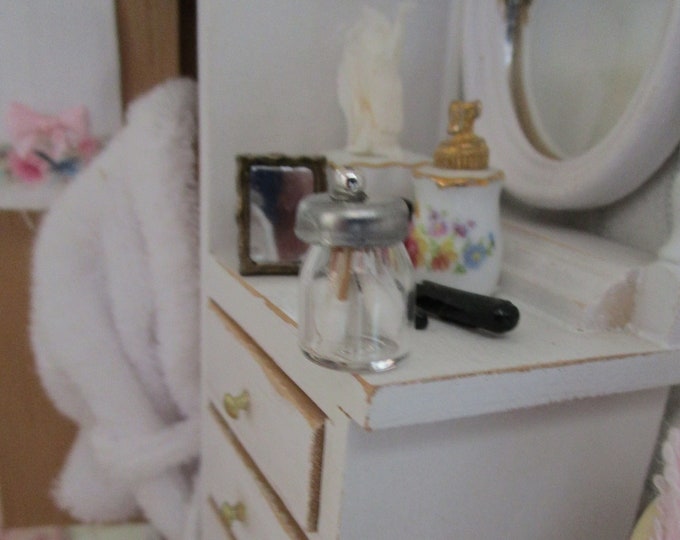 Miniature Cotton Swabs in Jar, Dollhouse Miniatures, 1:12 Scale, Dollhouse Accessory, Bathroom Decor, Mini Jar