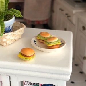 3pc Miniature dollhouse tiny Raw Hamburger Meat Patties Halloween deli food *