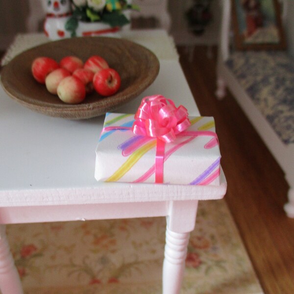Miniature Bow - Etsy