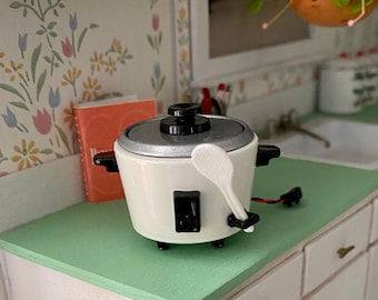 Dollhouse Miniature Kitchen Appliance Rice Cooker with Bowl Insert & Spoon G8191 