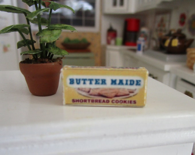 Miniature Cookie Box, Mini Shortbread Cookies Box, Dollhouse Miniature, 1:12 Scale, Mini Food Box, Dollhouse Food Decor