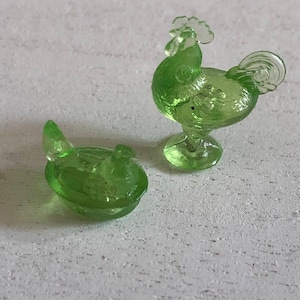 Miniature Green Rooster and Hen Candy Dish Set, Dollhouse  Miniatures, 1:12 Scale, Dollhouse Accessory, Decor, Rooster, Hen