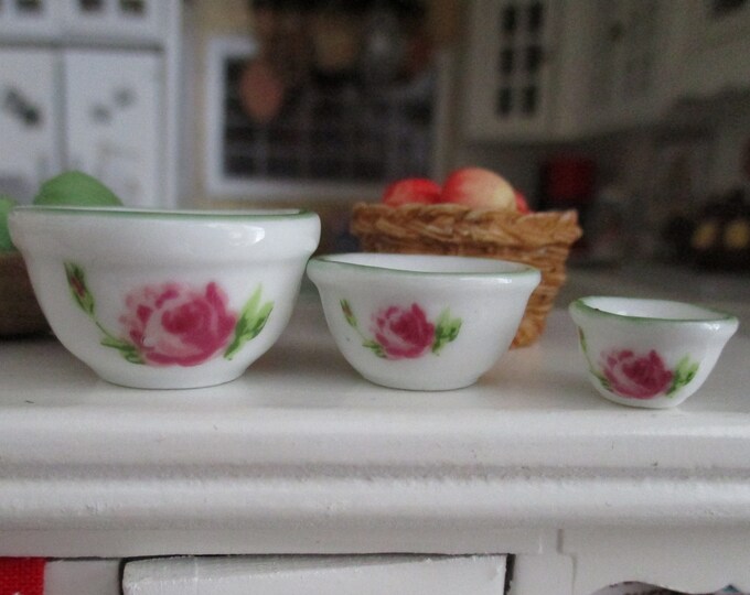 Miniature Nesting Bowls, Ceramic Mixing Bowl Set, Green Trim, Pink Rose Bowl Set, Dollhouse Miniature, 1:12 Scale, Kitchen Decor