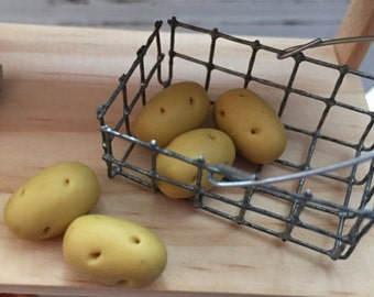 Maison de poupées miniature rouge pommes de terre-FOOD-Accessoire-Handmade échelle 1:12 