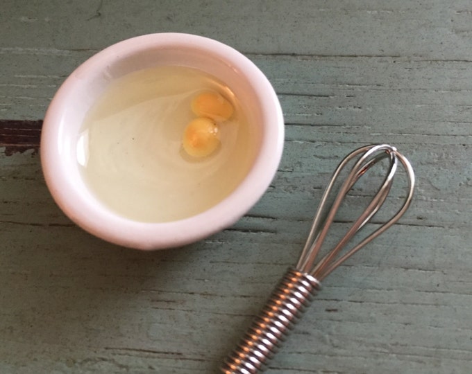 Miniature Eggs in Bowl with Whisk, Dollhouse Miniatures, Packaged Set by Timeless Minis, Dollhouse Food, Mini Food