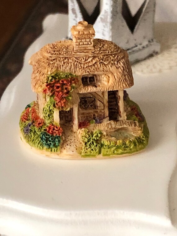 Miniature Rose Cottage Mini House Figurine Dollhouse Etsy