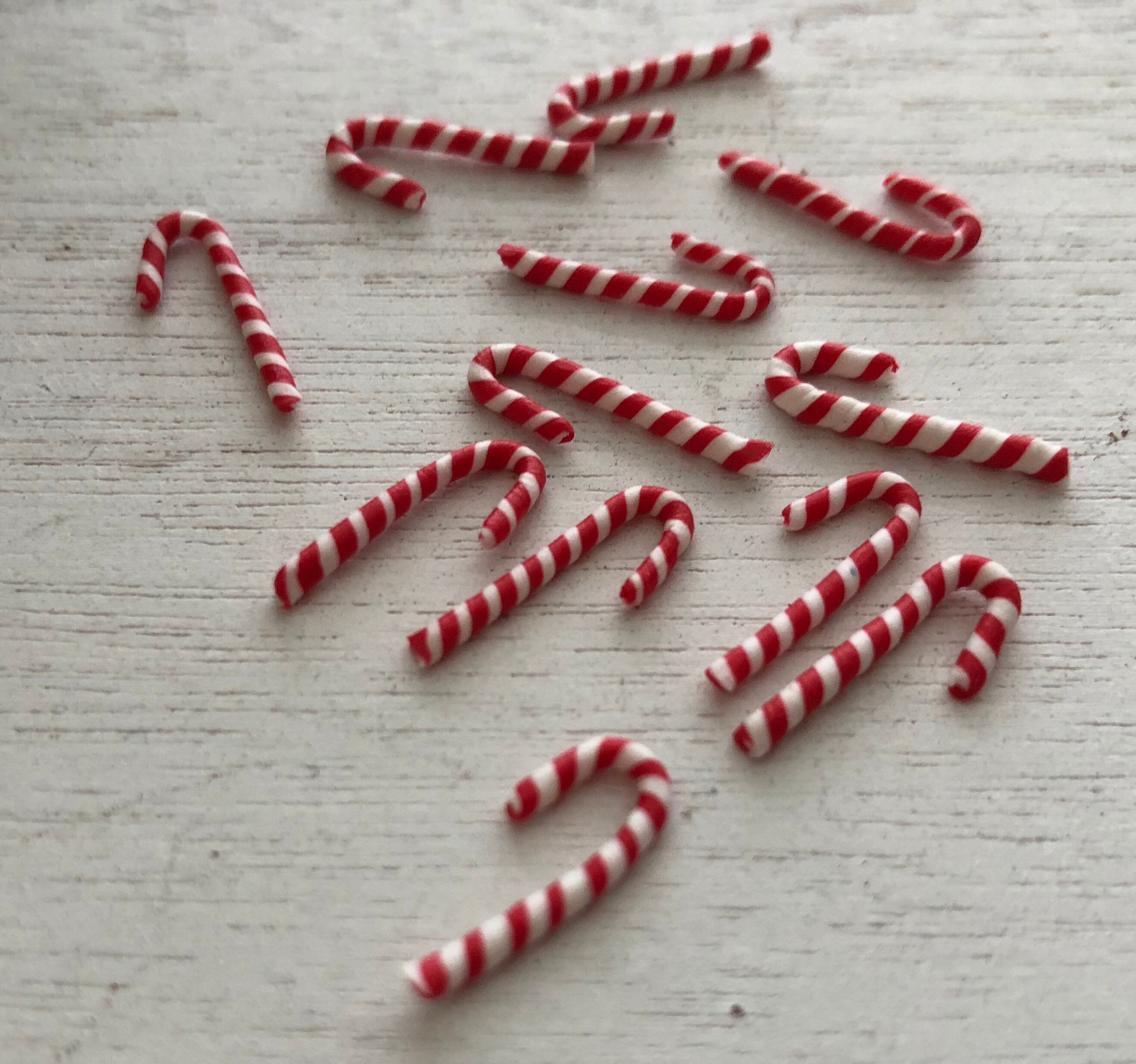Miniature Candy Canes, 12 Pieces, Dollhouse Miniatures, 112 Scale