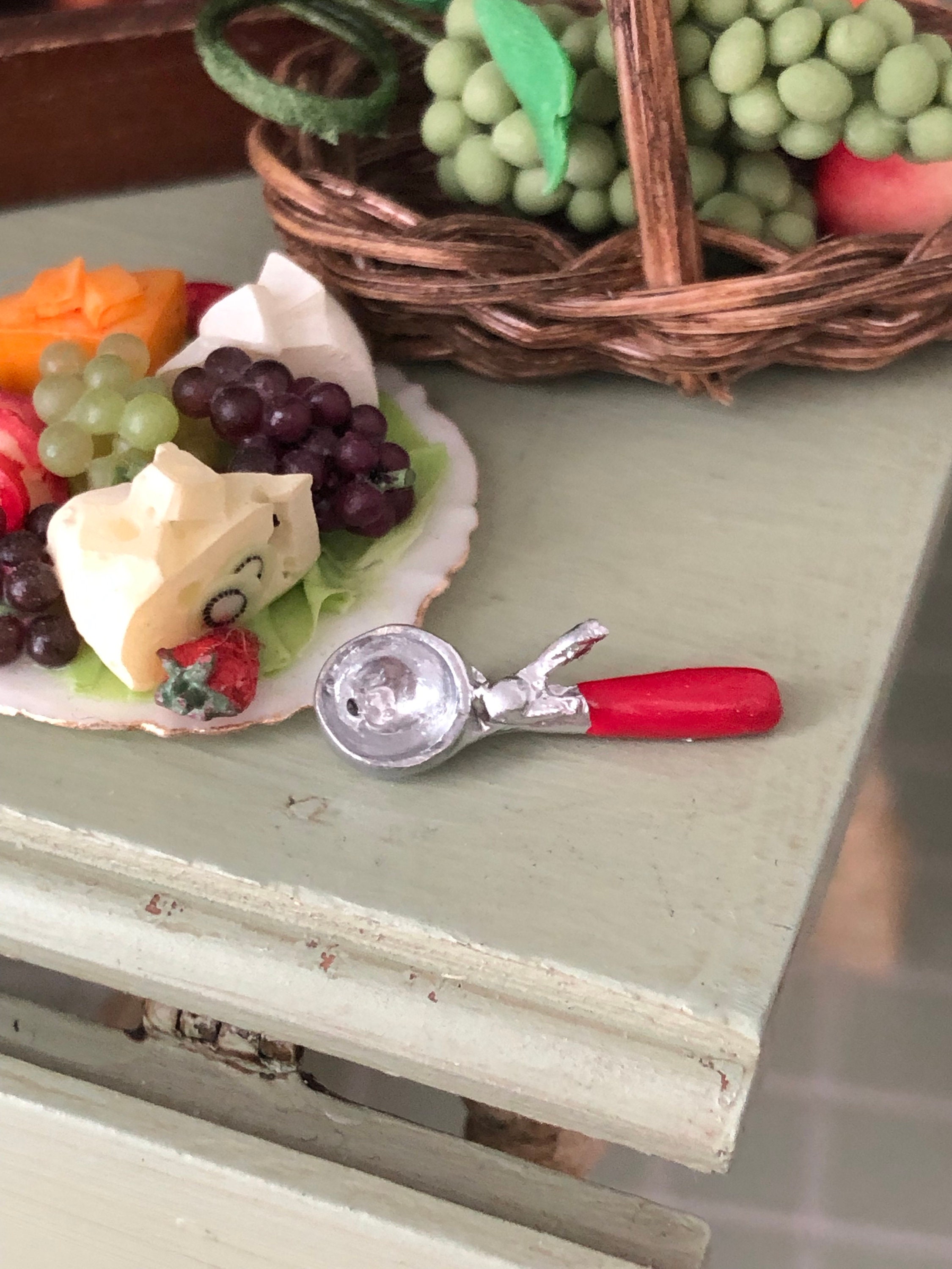 miniature ice cream scoop