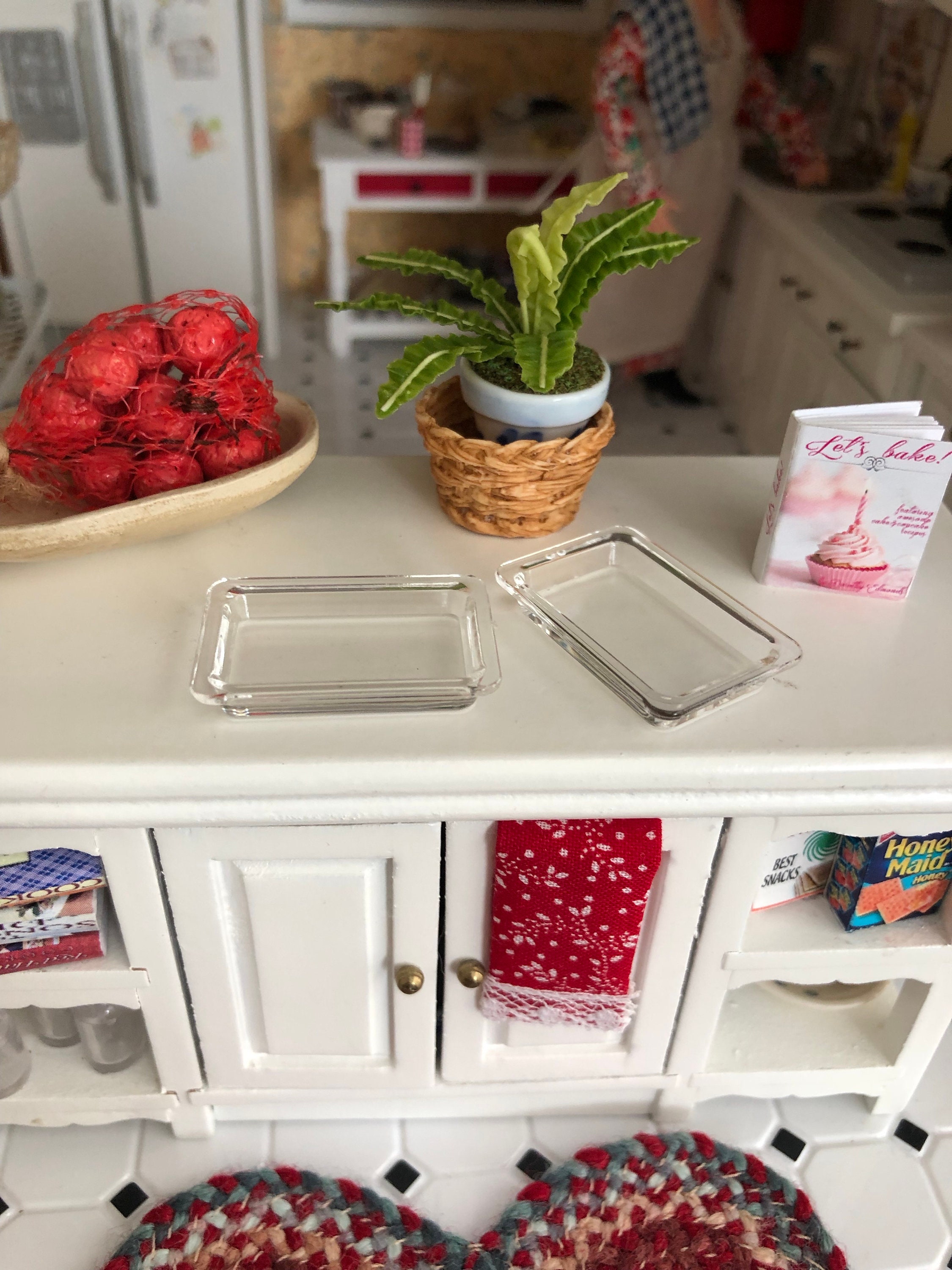 Miniature Trays, Set of 2 Clear Trays, Style 94, Dollhouse Miniature