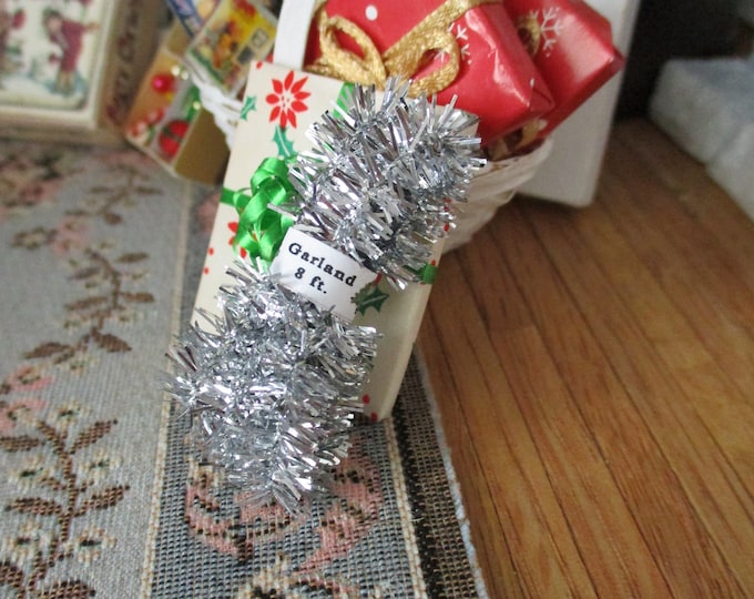 Miniature Silver Garland Tinsel, Dollhouse Christmas Garland, Dollhouse Miniature, 1:12 Scale, Dollhouse Accessory, Holiday Decor