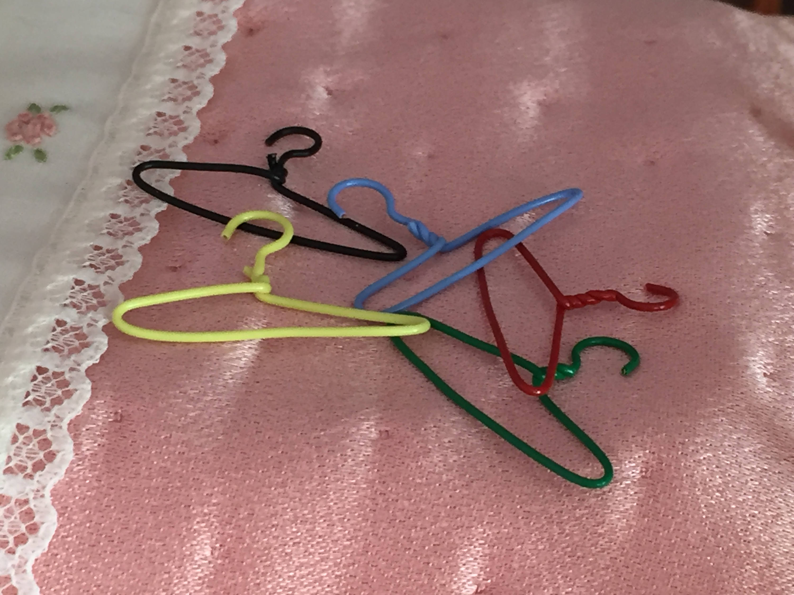 Miniature Colored Wire Hangers, Set of 5, Dollhouse Miniature, 112