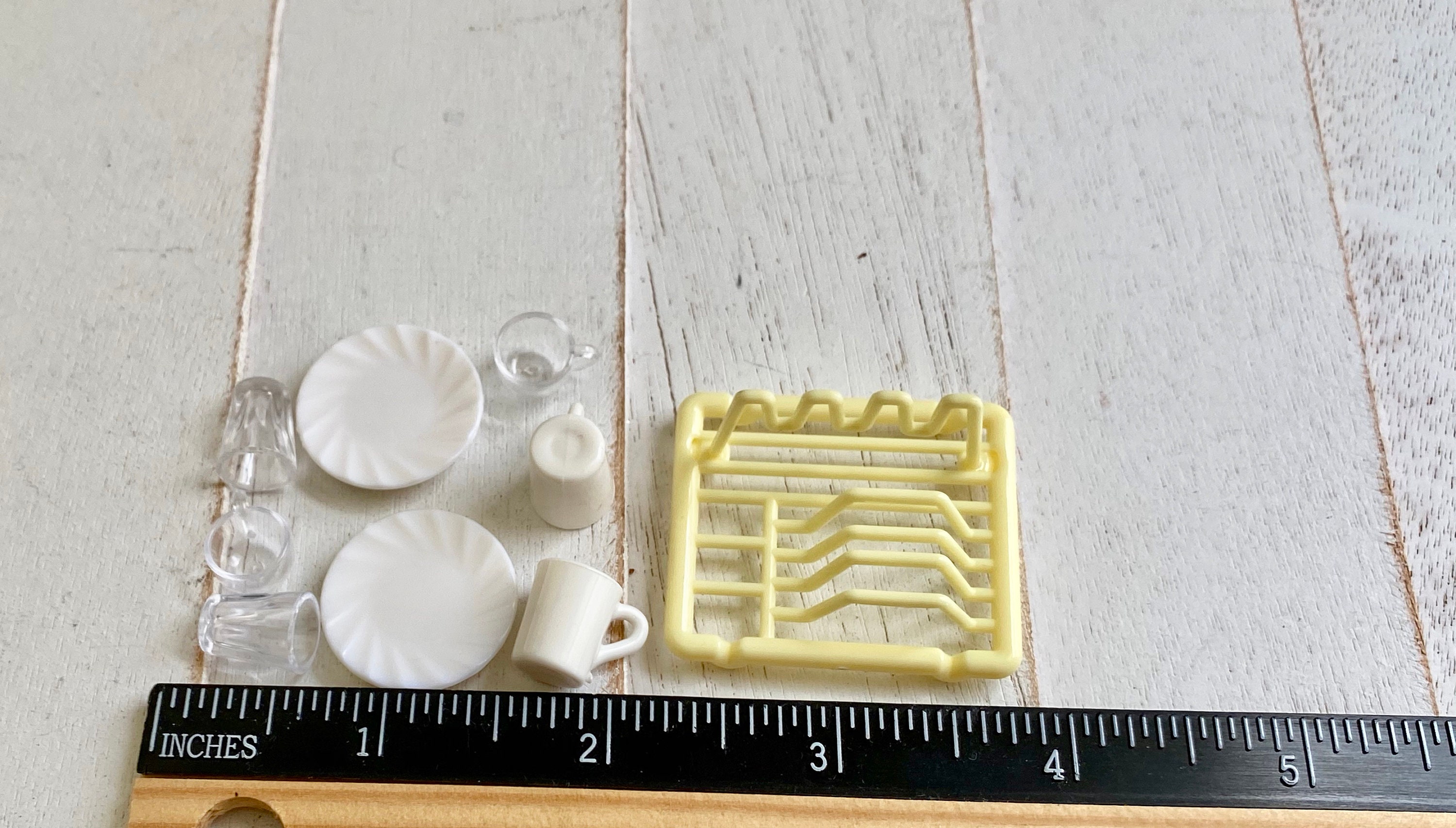 Miniature Dish Rack Set, Includes Dishes, Cups and Mugs, 9 Piece Set