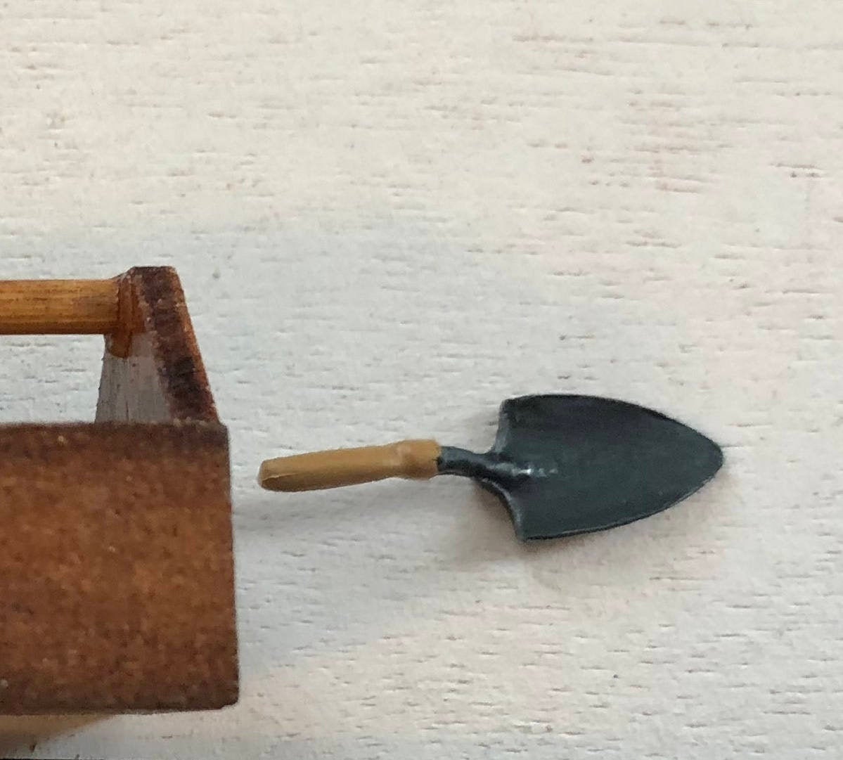Miniature Garden Trowel, Mini Metal Trowel Shovel, Dollhouse Miniatures