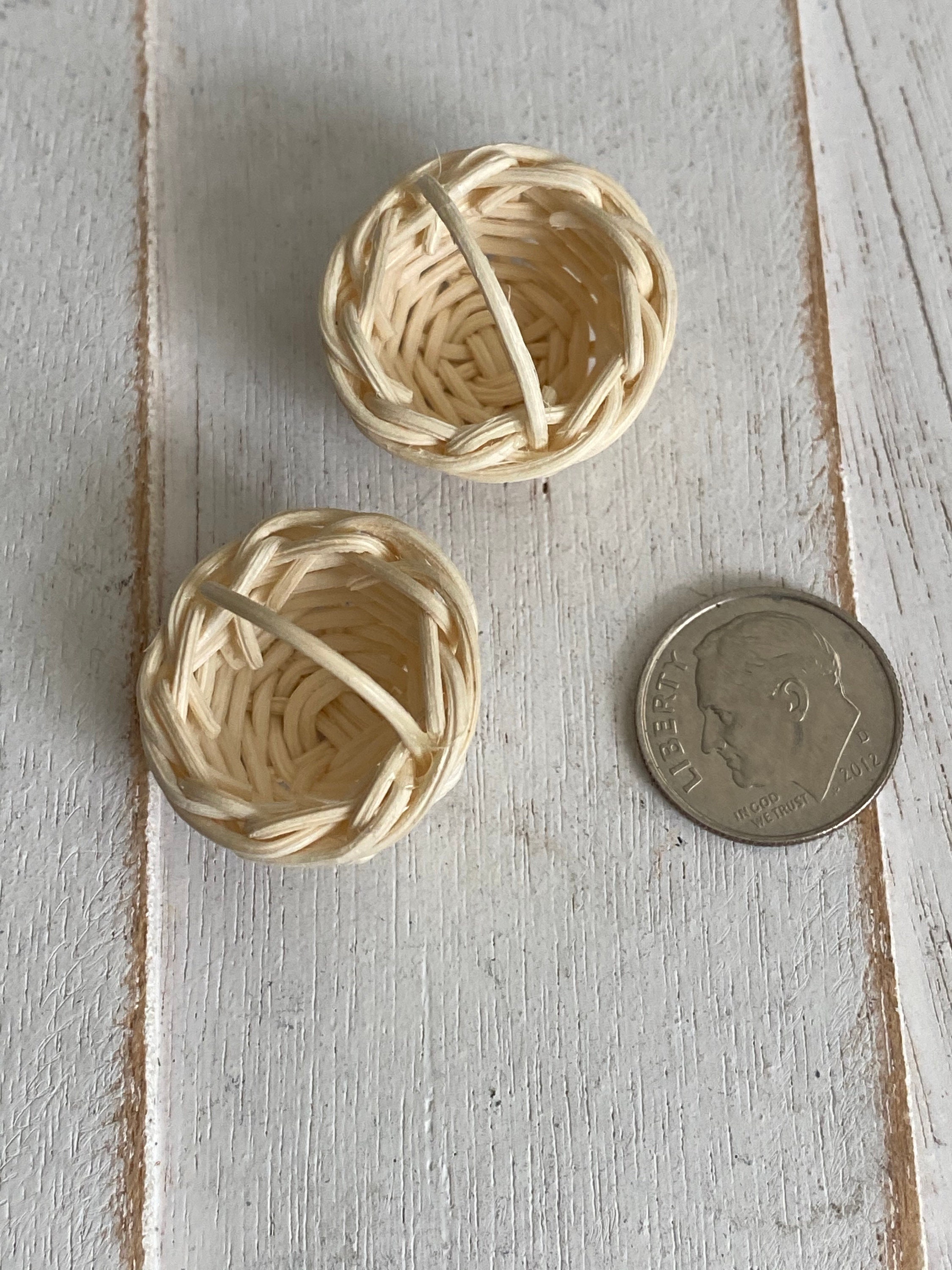 Miniature Baskets, White Round Baskets, 2 Piece Set, Style 59