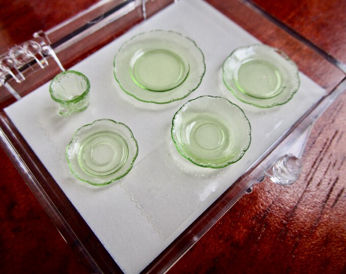 Miniature Place Setting Set, 5 PC Green Glass Look Mini Plates, Cup and Saucers, Dollhouse Miniature, 1:12 Scale, Dollhouse Accessory, Decor