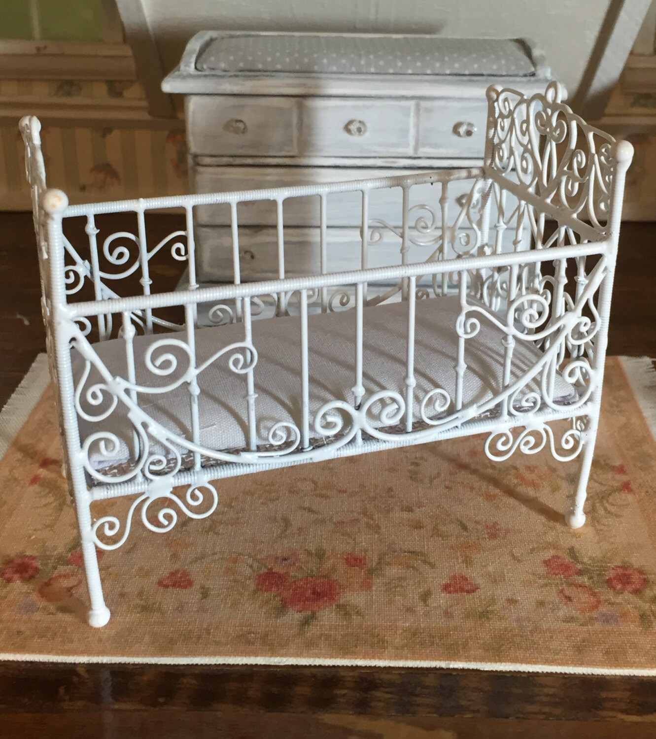 Miniature White Metal Crib, Dollhouse Miniature Furniture, 112 Scale