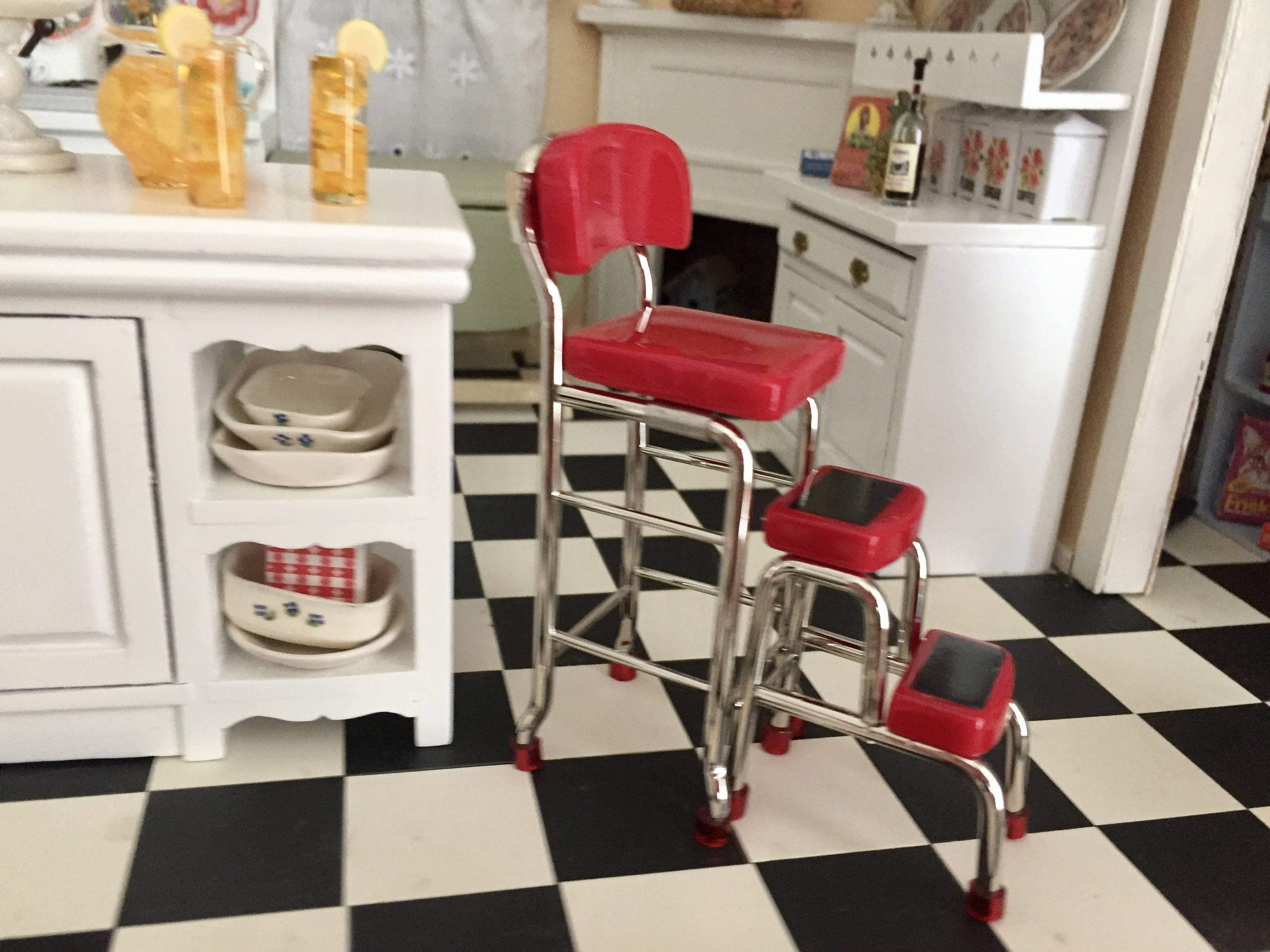Miniature Red Metal Stool With Step Stool, Retro Style Stool, Kitchen